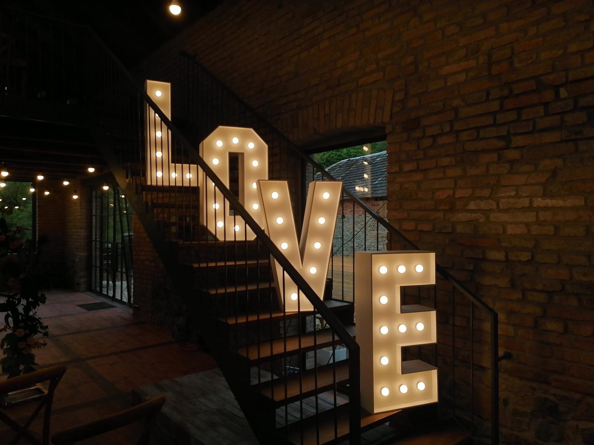 Litery LOVE na wynajem na wesele Opole