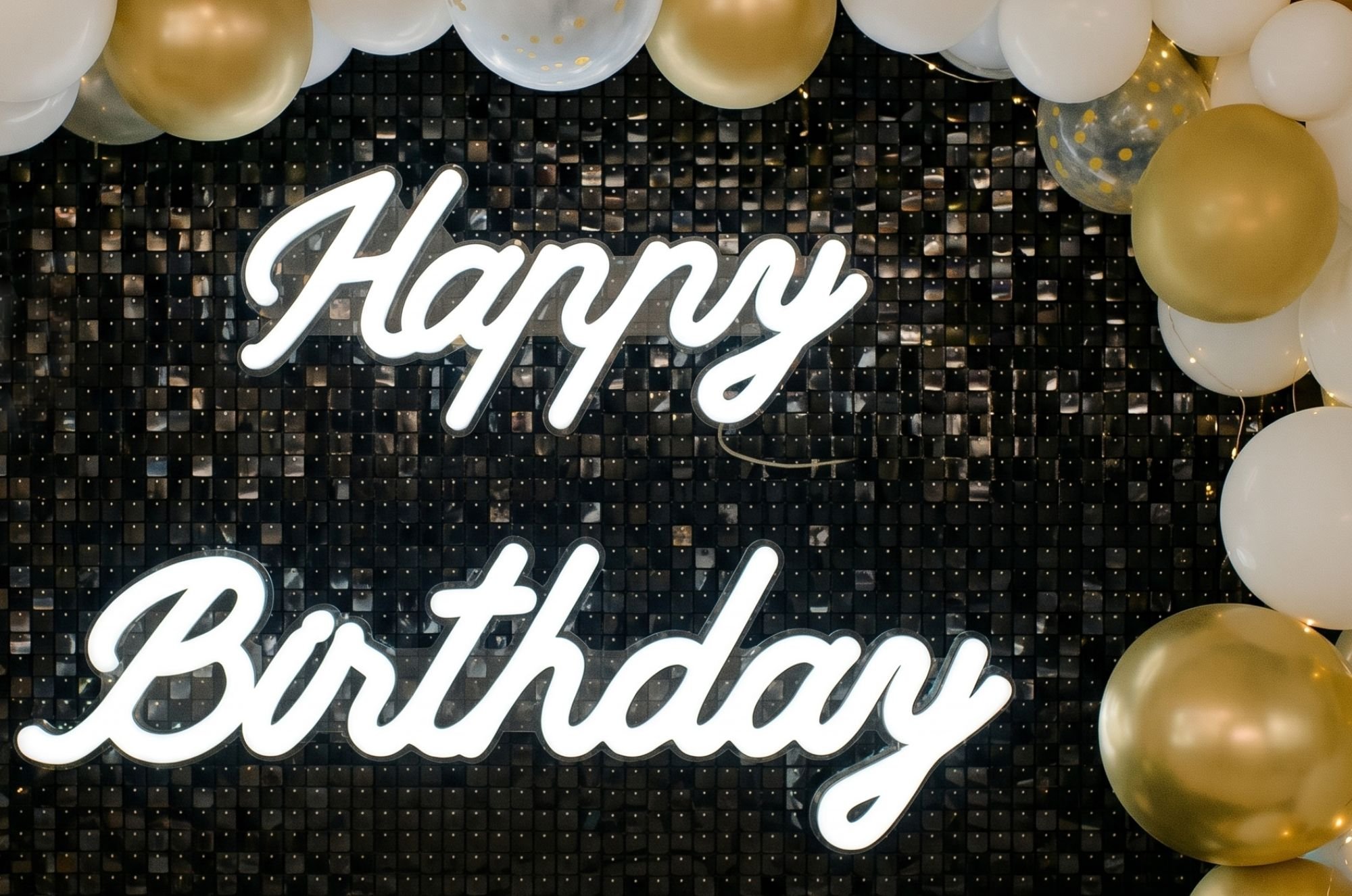 Neon Happy Birthday na wynajem dekoracje urodzinowe neon LED impreza urodzinowa i ścianka zdjęciowa
