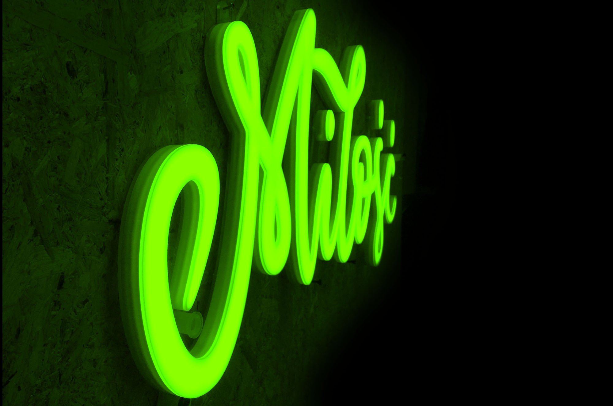 Podwieszany napis Miłość świecący w różnych kolorach na wesele, zareczyny, walentynki