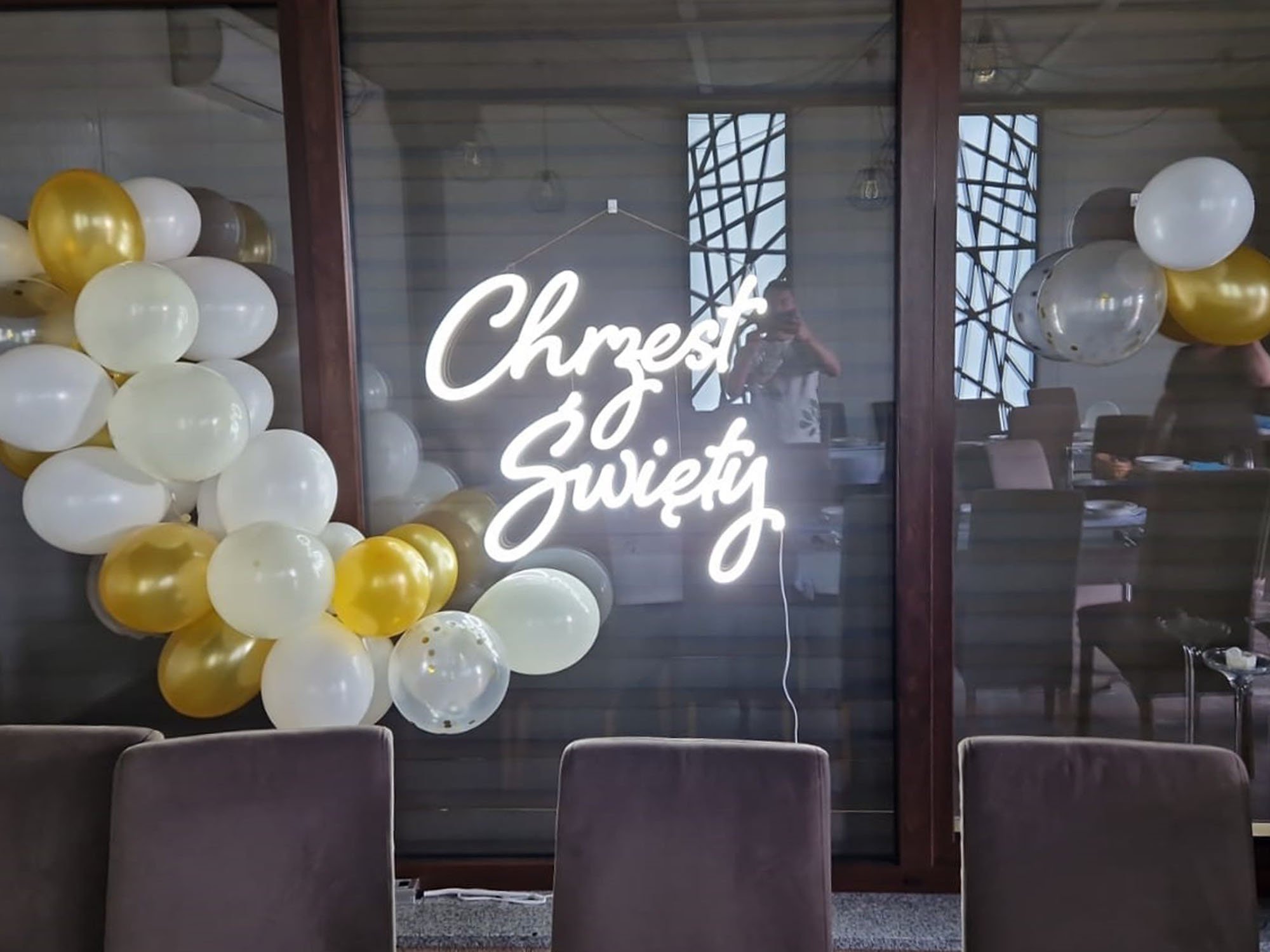 Neon LED Chrzest Święty, idealny na chrzciny, dostępny na wynajem