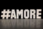#AMORE dla Młodych Par wychodzących poza konwencjonalne myślenie! Literowe dekoracje na wynajem!