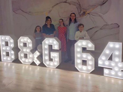 Wynajem dowolnego napisu, 100 cm, stojące litery A-Z, &, #  z żar&oacute;wkami LED